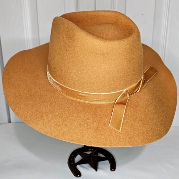 Wyeth by Todd Magill Wool Felt Rancher Hat Tan Camel Wide Brim Western Fedora - Picture 1 of 9